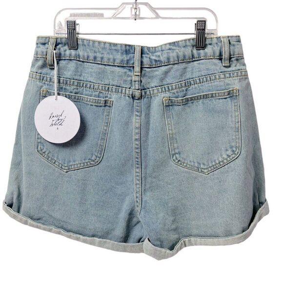 Raised By Wild Treetops Light Washed Denim Shorts Size 12 - Picture 2 of 6